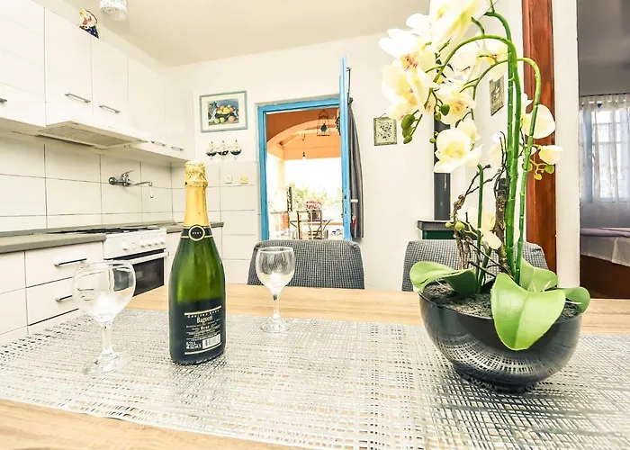 Antica By Interhome * Banj